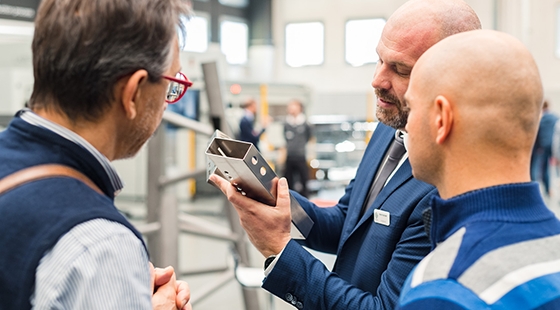 BLM GROUP | Laser cutting machines, tube bending machines, end-forming machines, CNC sawing machines BLM GROUP | Laser cutting machines, tube bending machines, end-forming machines, CNC sawing machines