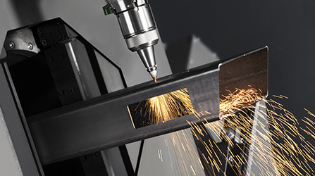 Sensor head of a laser cutting machine for tubes